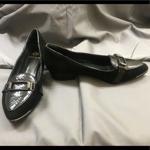 New ISOLA black suede and leather flats!